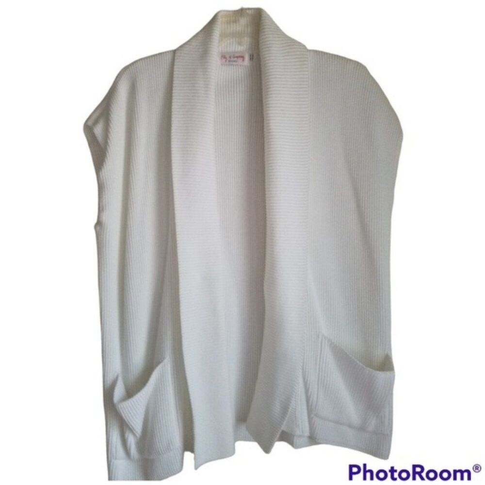 Bkg & Company Sissies White Ribbed Sweater Vest with Pockets One Size